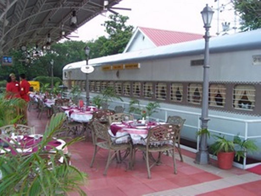 Hotel Lake View Ashok Bhopal Exterior foto